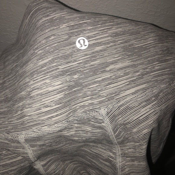 Lululemon Wunder Inder Crop II - Picture 7 of 7